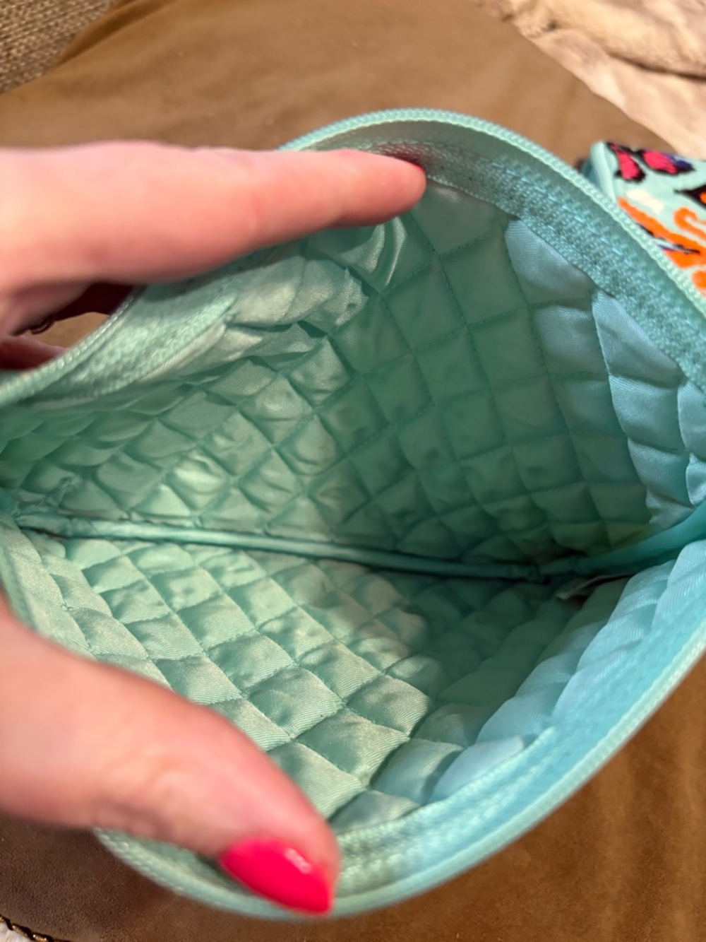 Vera Bradley- Set of 2- Mint Green Quilted Cosmetic Pouches - Picture 6 of 10